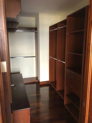 Vendo depto en zona 14, excelente ubicación! — Apartamento en Venta en Zona 14, Guatemala, Ciudad — miniatura 2 de 7