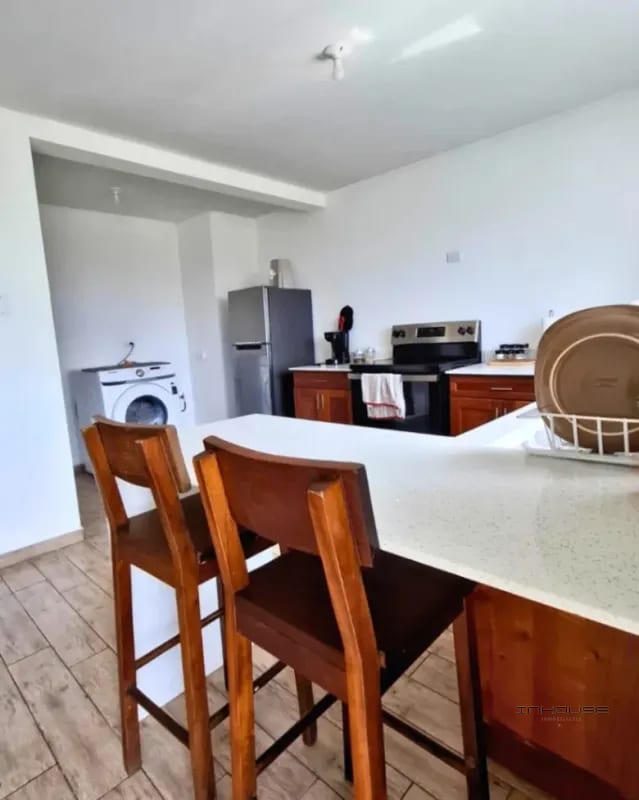Apartamento en Venta Zona 16 con Jardin — Apartamento en Venta en Zona 16, Guatemala, Ciudad — foto 9 de 10