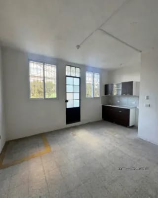 Casa en Renta en Zona 6 de 2 Niveles, Fuera de Garita — Casa en Alquiler en Zona 6, Guatemala, Ciudad — miniatura 1 de 10