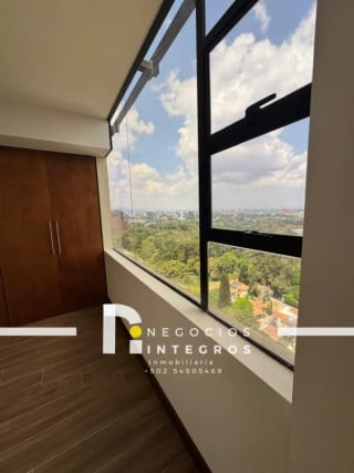 Vendo Apartamento Remodelado, Impuestos Incluidos, Milenia Oakland Z.10 — Apartamento en Venta en Milenia, Zona 10, Guatemala, Ciudad — miniatura 16 de 17