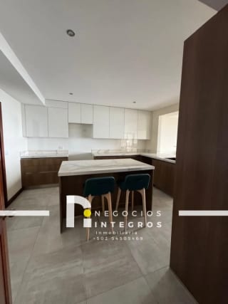 Vendo Apartamento Remodelado, Impuestos Incluidos, Milenia Oakland Z.10 — Apartamento en Venta en Milenia, Zona 10, Guatemala, Ciudad — miniatura 3 de 17