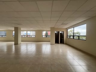 Condesa II / Oficina en Renta en Zona 13 — Oficina en Alquiler en Zona 13, Guatemala, Ciudad — miniatura 3 de 4