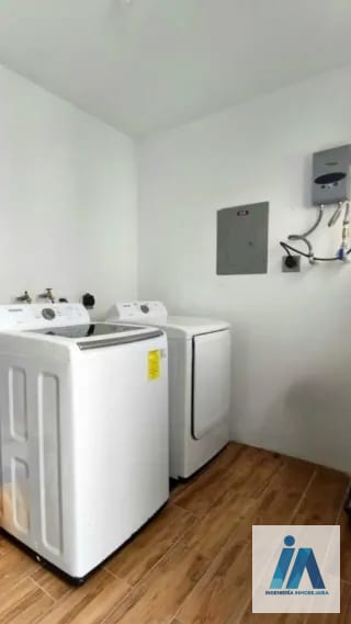 CASA EN VENTA📍 Residencial Lo de Valdez, Km. 20.5 CAES — Casa en Venta en Carretera a El Salvador, Guatemala, Ciudad — miniatura 3 de 14