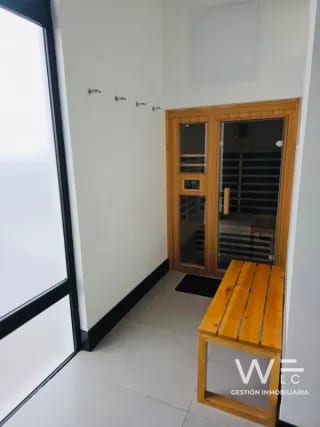 Alquilo Apartamento Zona 10 — Apartamento en Alquiler en Bonadiez, Zona 10, Guatemala, Ciudad — miniatura 2 de 11