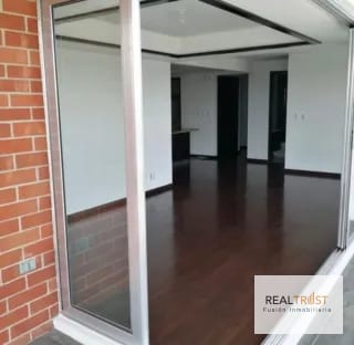 En Renta Apto Edificio Nueva Caledonia Zona 16 — Apartamento en Alquiler en Caledonia, Zona 16, Guatemala, Ciudad — miniatura 4 de 13