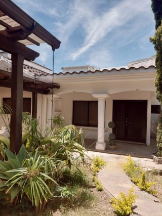 🏡✨ ¡oportunidad Única - Casa en Kanajuyu! ✨🏡 — Casa en Venta en Kanajuyú, Zona 16, Guatemala, Ciudad — miniatura 1 de 9