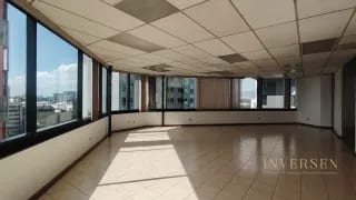 Oficina en renta ubicada en zona 10 — Oficina en Alquiler en Zona 10, Guatemala, Ciudad — miniatura 2 de 11