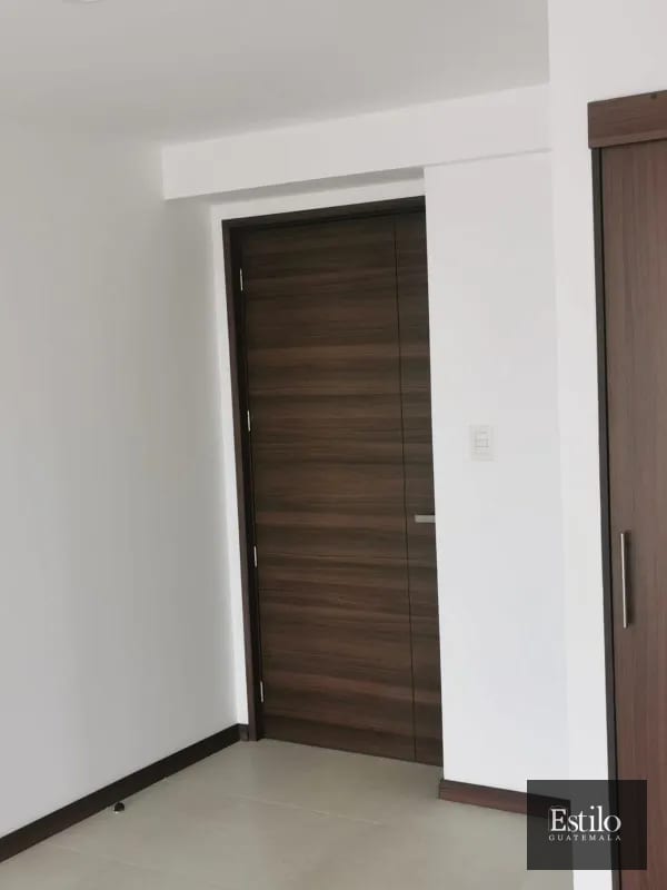 Apartamento Con Balcón, MIRA zona 10 — Apartamento en Venta en Mira, Zona 10, Guatemala, Ciudad — foto 2 de 9