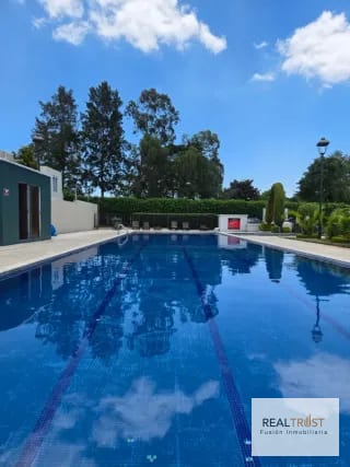 Titulo: Cumbres de la Arboleda en venta 4 habitaciones — Casa en Venta en Cumbres de La Arboleda, Carretera a El Salvador, Guatemala, Ciudad — miniatura 2 de 14
