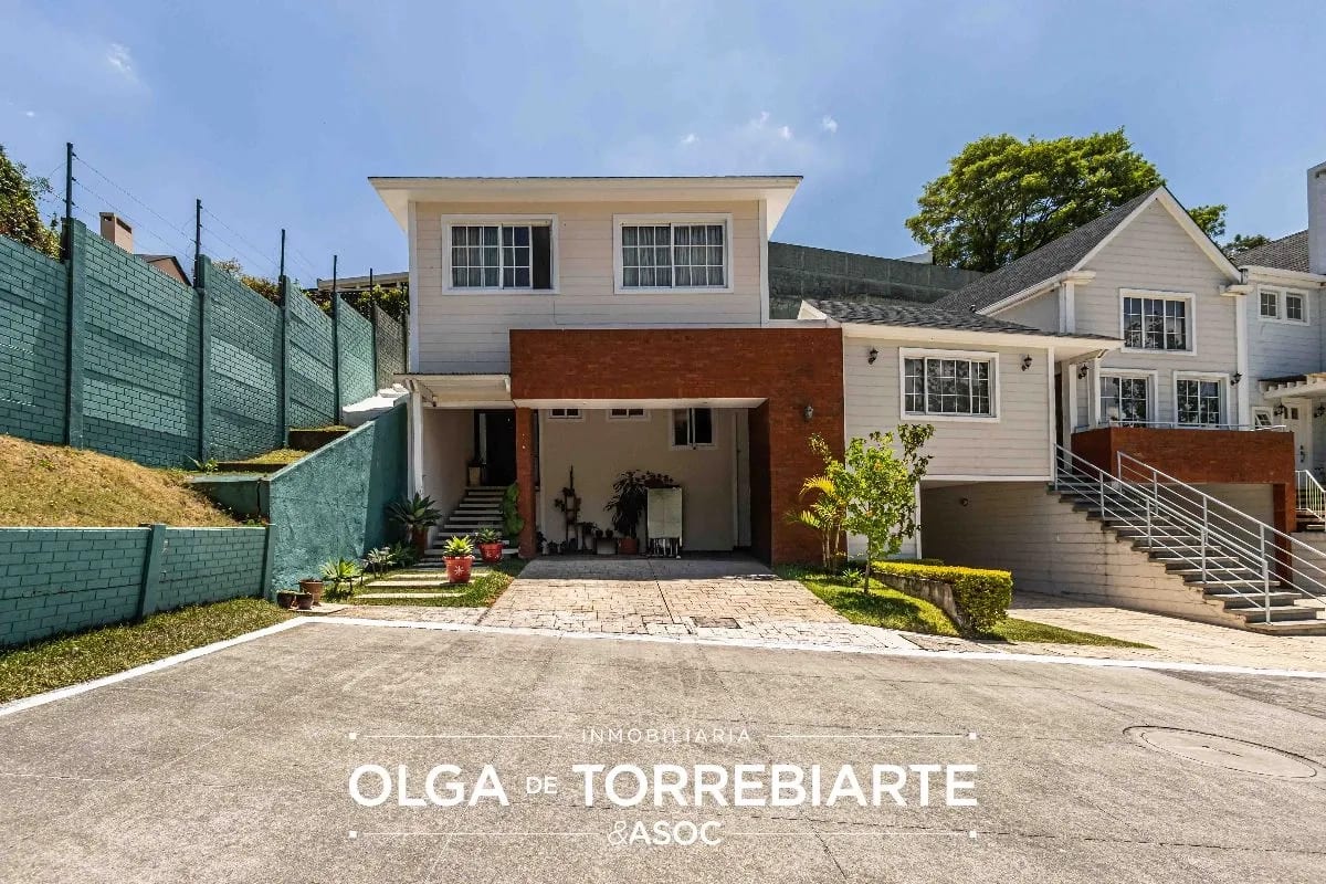 Casa en Condominio Pérgolas El Prado — Casa en Venta en Muxbal, Guatemala, Ciudad — foto 1 de 17