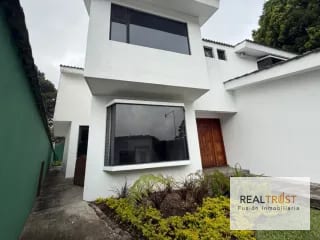 Preciosa casa en venta en Condominio la Encantada, km 12 Carretera El Salvador. — Casa en Venta en Carretera a El Salvador, Guatemala, Ciudad — miniatura 13 de 17