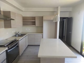 Venta de Casa en Santuaria Muxbal — Casa en Venta en Santuaria Muxbal, Muxbal, Guatemala, Ciudad — miniatura 15 de 17
