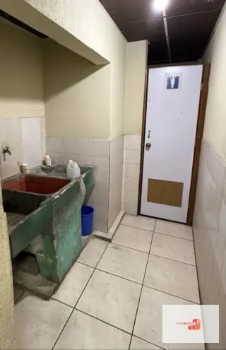 Bodega amplia de esquina en El Naranjo — Bodega / Ofibodega en Alquiler en Zona 4 Mixco, Guatemala, Ciudad — miniatura 3 de 10