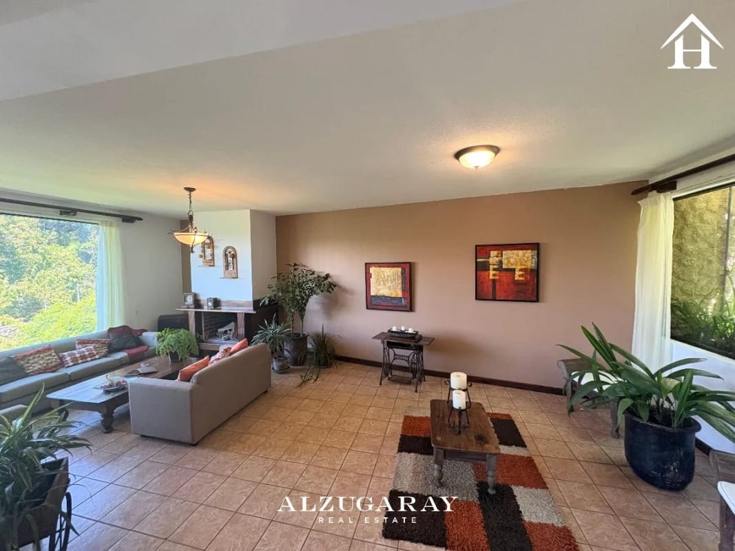 Casa Amplia Cond. Terravista 4 Hab / Entrada a Olmeca, CAES — Casa en Venta en Terravista, Carretera a El Salvador, Guatemala, Ciudad — foto 10 de 12