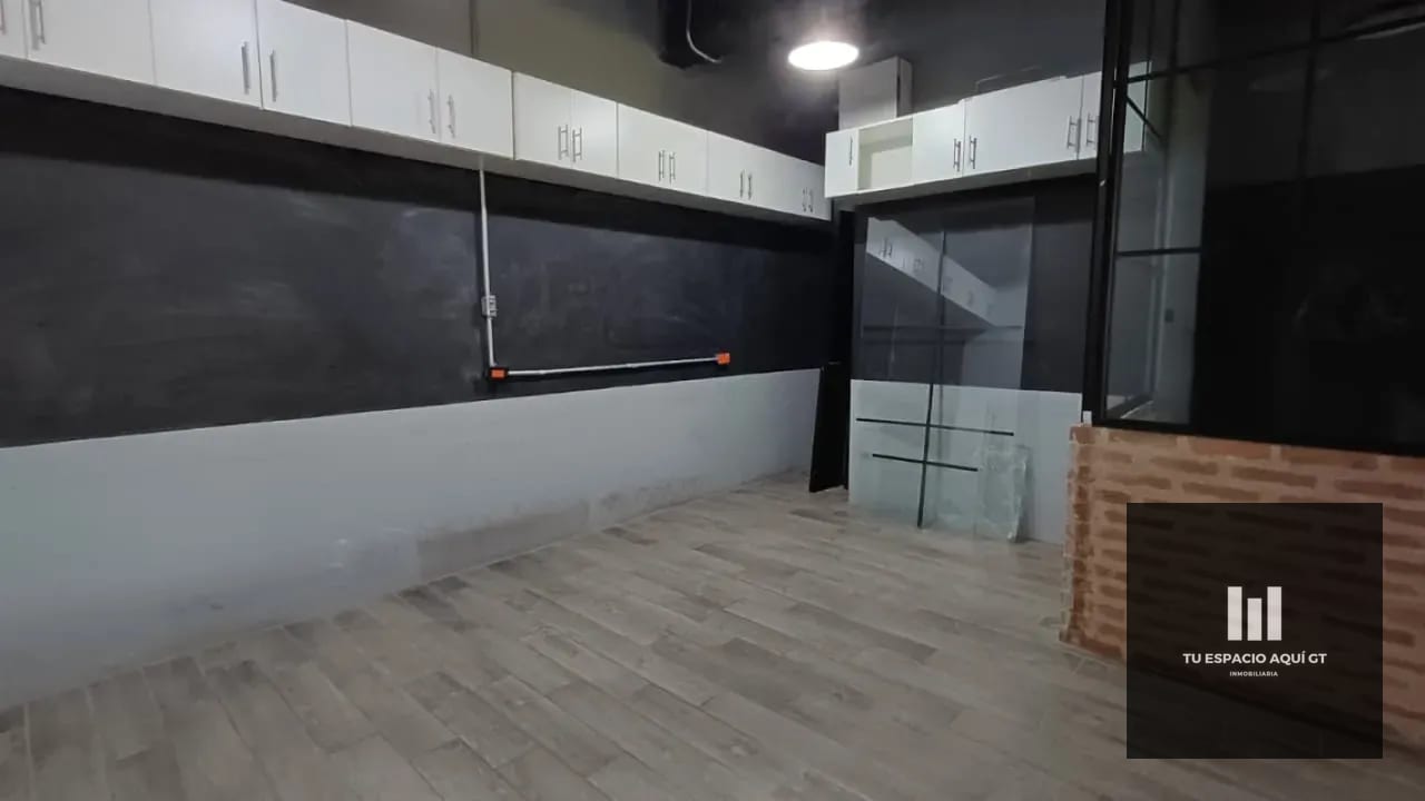 Linda Oficina En Venta - Edificio Pialé Zona 10 — Oficina en Venta en Zona 10, Guatemala, Ciudad — foto 5 de 7