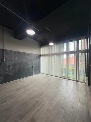 Vendo Oficina en Edificio Piale Zona 10 con Jardín — Oficina en Venta en Pialé, Zona 10, Guatemala, Ciudad — miniatura 14 de 15