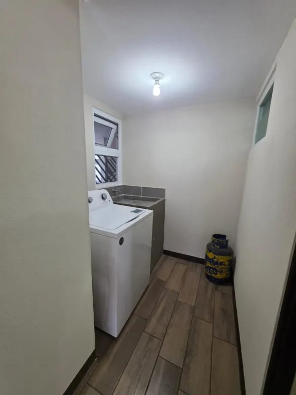 apartamento en VENTA Bosques de San Nicolas a un costado de Walmart San Nicolas — Apartamento en Venta en Bosques de San Nicolás, Zona 4 Mixco, Guatemala, Ciudad — foto 5 de 13
