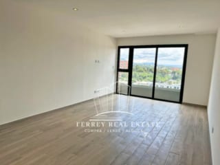 Parque 10, Apto de 3 Dormitorios — Apartamento en Alquiler en Zona 10, Guatemala, Ciudad — miniatura 3 de 17