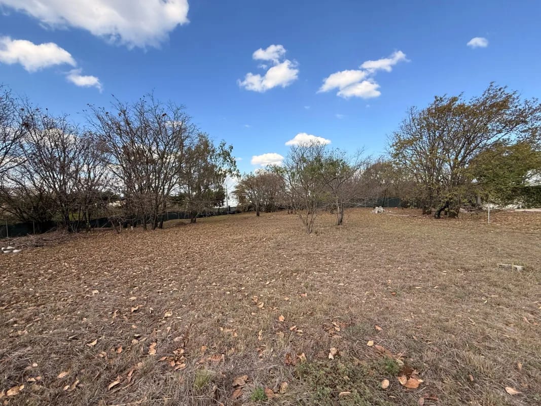 Terrenos de Desde 1,500 Vrs en Venta Sector A6 San Cristobal por la Pops — Terreno en Venta en Zona 8 Mixco, Guatemala, Ciudad — foto 5 de 9