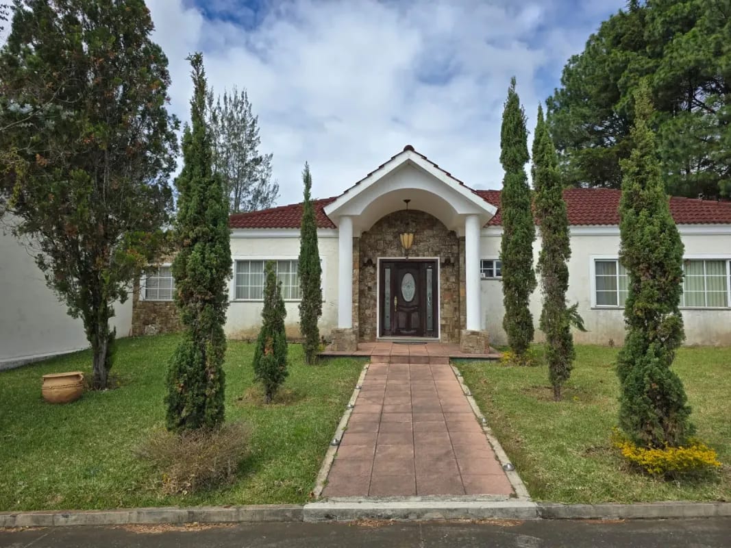 Casa de un Nivel en Venta en Cond. Casa y Campo, KM 23.5 CES — Casa en Venta en km 21-25, Carretera a El Salvador, Guatemala, Ciudad — foto 1 de 17
