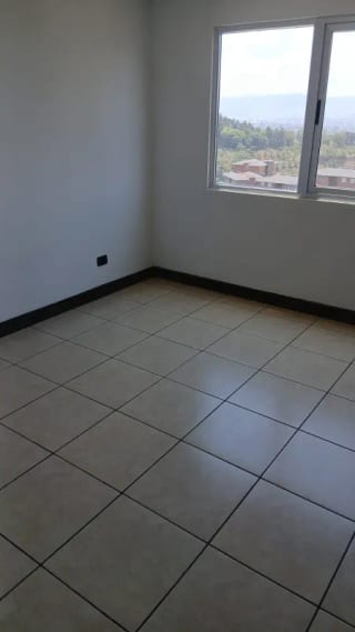 Apartamento en Venta Zona 16 en Bosques de Euskadi — Apartamento en Venta en Bosques de Euskadi, Zona 16, Guatemala, Ciudad — miniatura 5 de 11