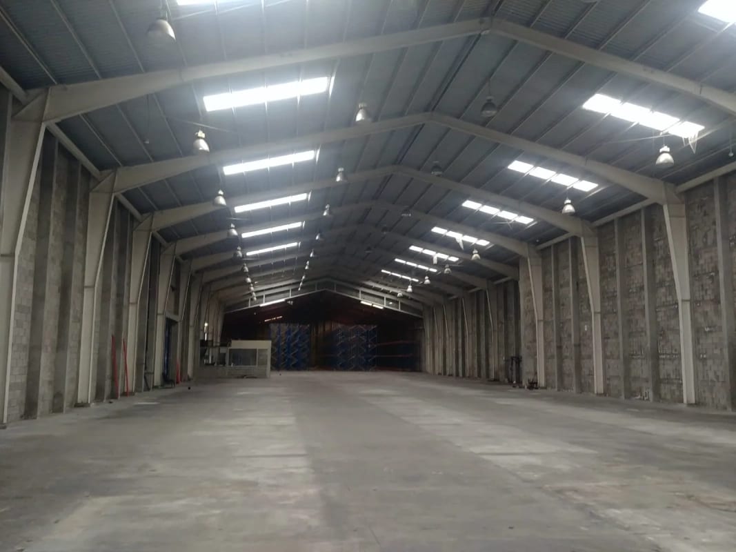 Alquilo Amplia Bodega Industrial Zona 12 Sobre Atanasio Tzul Pv — Bodega / Ofibodega en Alquiler en Zona 12, Guatemala, Ciudad — foto 1 de 7